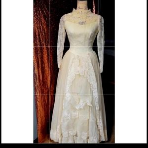 Vintage Wedding Dress